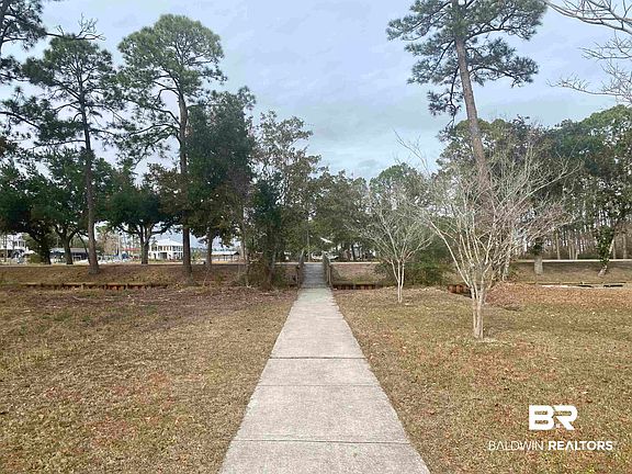 3rd image of 4632 Spinnaker Way