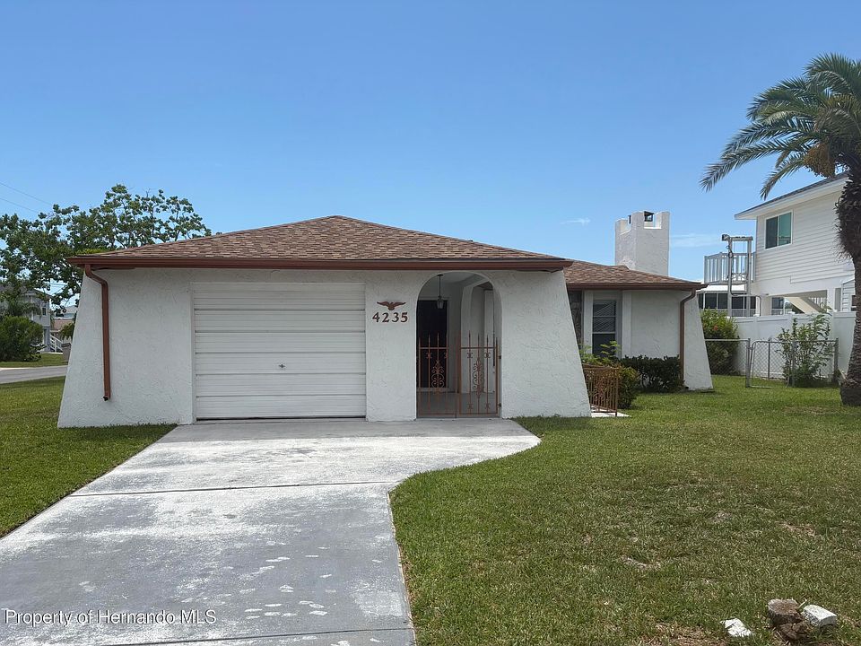 1st image of 4235 Tahiti Dr