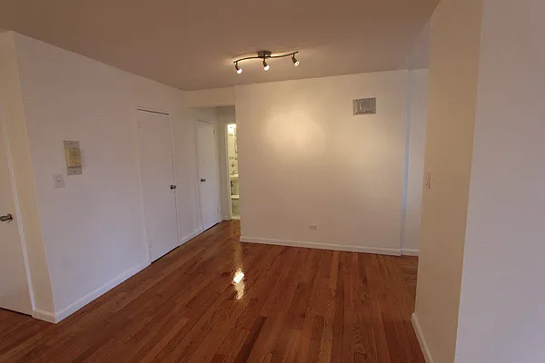 Rented by Hatuka Properties | media 22