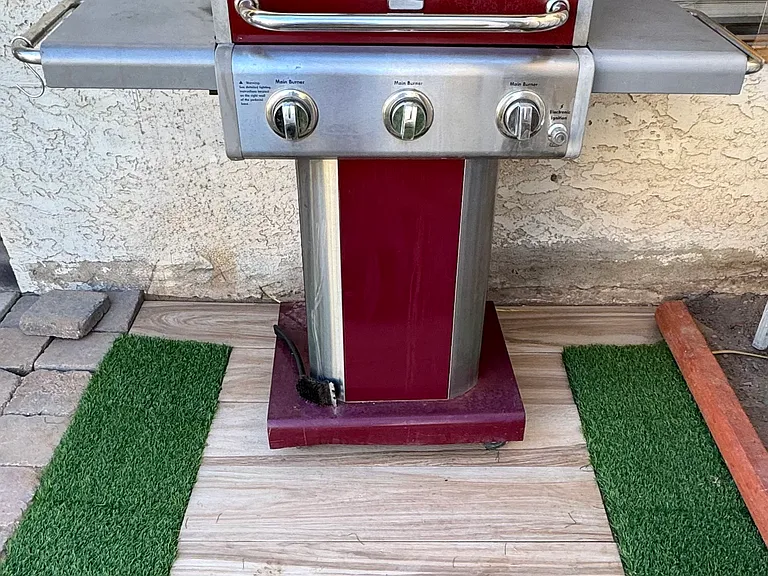 Propane BBQ available.