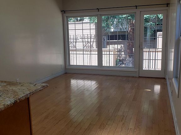 4th image of 311 Cowper St #311