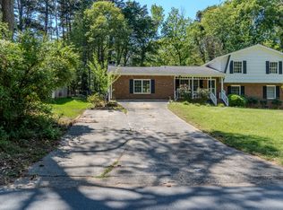 1616 Drayton Woods Dr, Tucker, GA 30084
