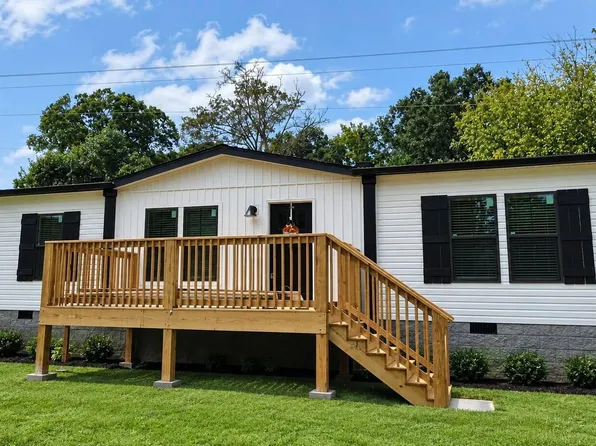 405 W 10th Ave, Lenoir City, TN 37771
