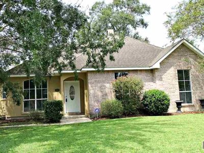 2043 Falconcrest Dr, Denham Springs, LA, 70726