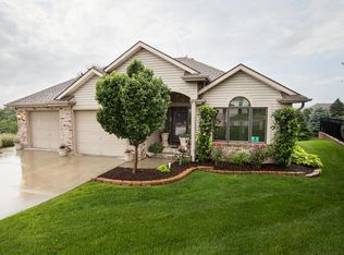 510 Monterey Cir, Council Bluffs, IA 51503