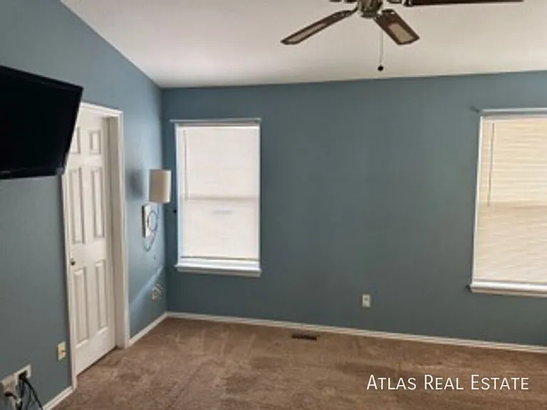1316 S Alton Ct — Photo 9