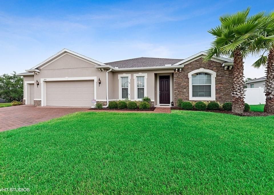 1st image of 725 Grassy Stone Dr