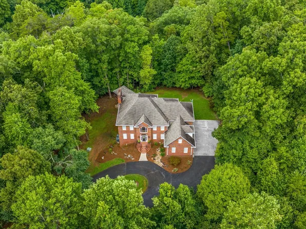 7833 Cherokee Springs Way, Knoxville, TN 37919