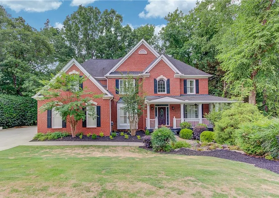 1920 Woods River Ln