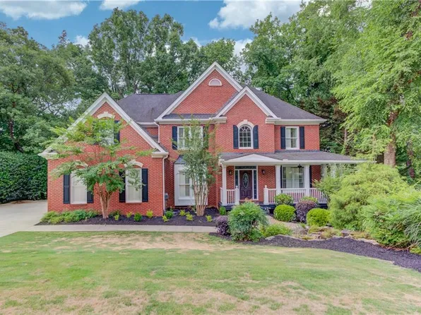 1920 Woods River Ln, Duluth, GA 30097