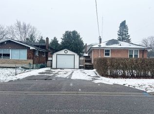 1101 King St #BASEMENT, Whitby, ON L1N 5A9