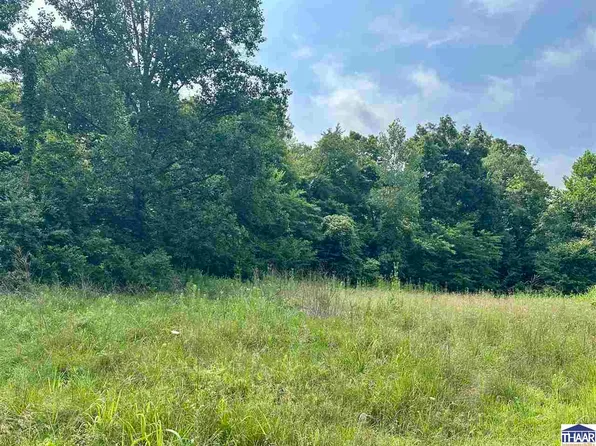 4712 W Old Us Highway 40 W, West Terre Haute, IN 47885