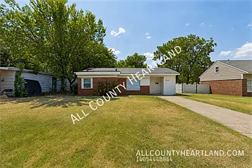 1913 Elm Dr