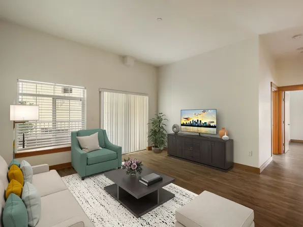 Portofino, 3815 Woodland Park Ave N APT 304, Seattle, WA 98103