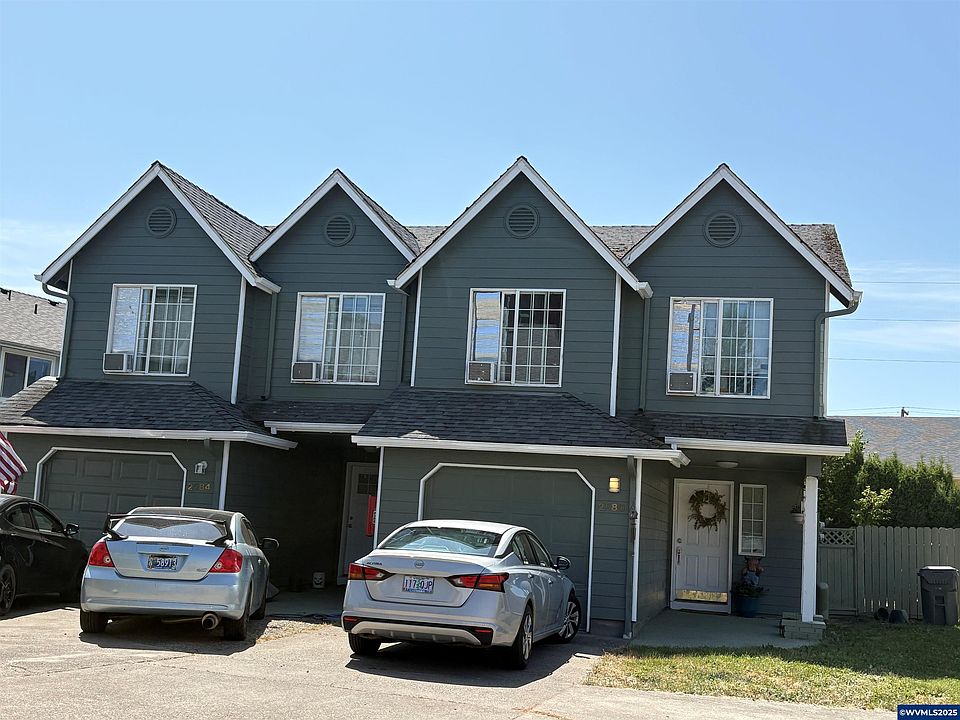 2nd image of 2580-2596 16th Ave SE