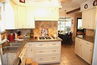 1st image of 10226 Huntington Wood Dr