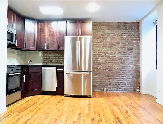 Rented by Aryeh Realty | media 13