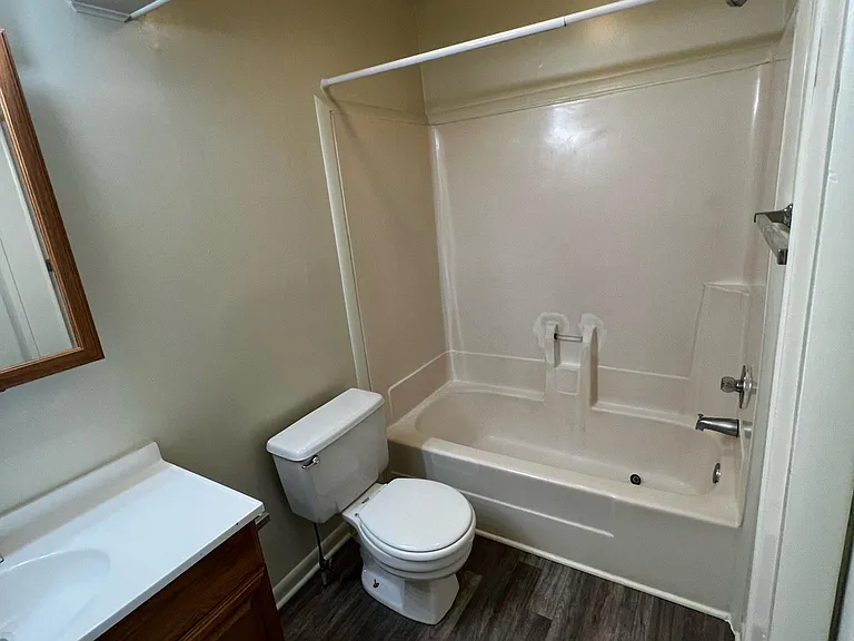928 S Division St #1 — Photo 9