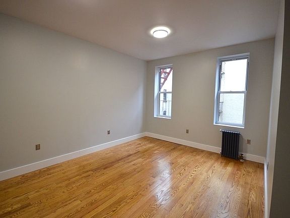 3rd image of 495 Washington Ave APT 2F