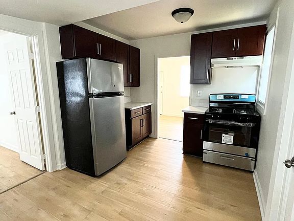 2nd image of 2741 S Orange Dr #A