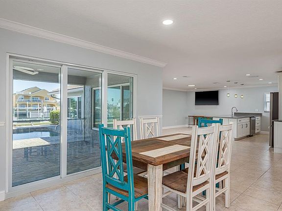 4th image of 5440 Leeward Ln