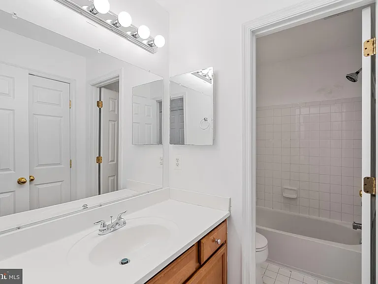 9023 Brewer Creek Pl — Photo 29