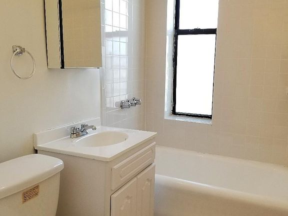 4th image of 8714 129th St APT 3D