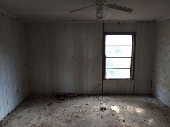 9498 Daniels Chapel Rd, De Kalb, TX 75559