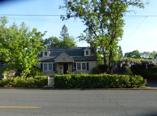 1710 E Main St, Medford, OR