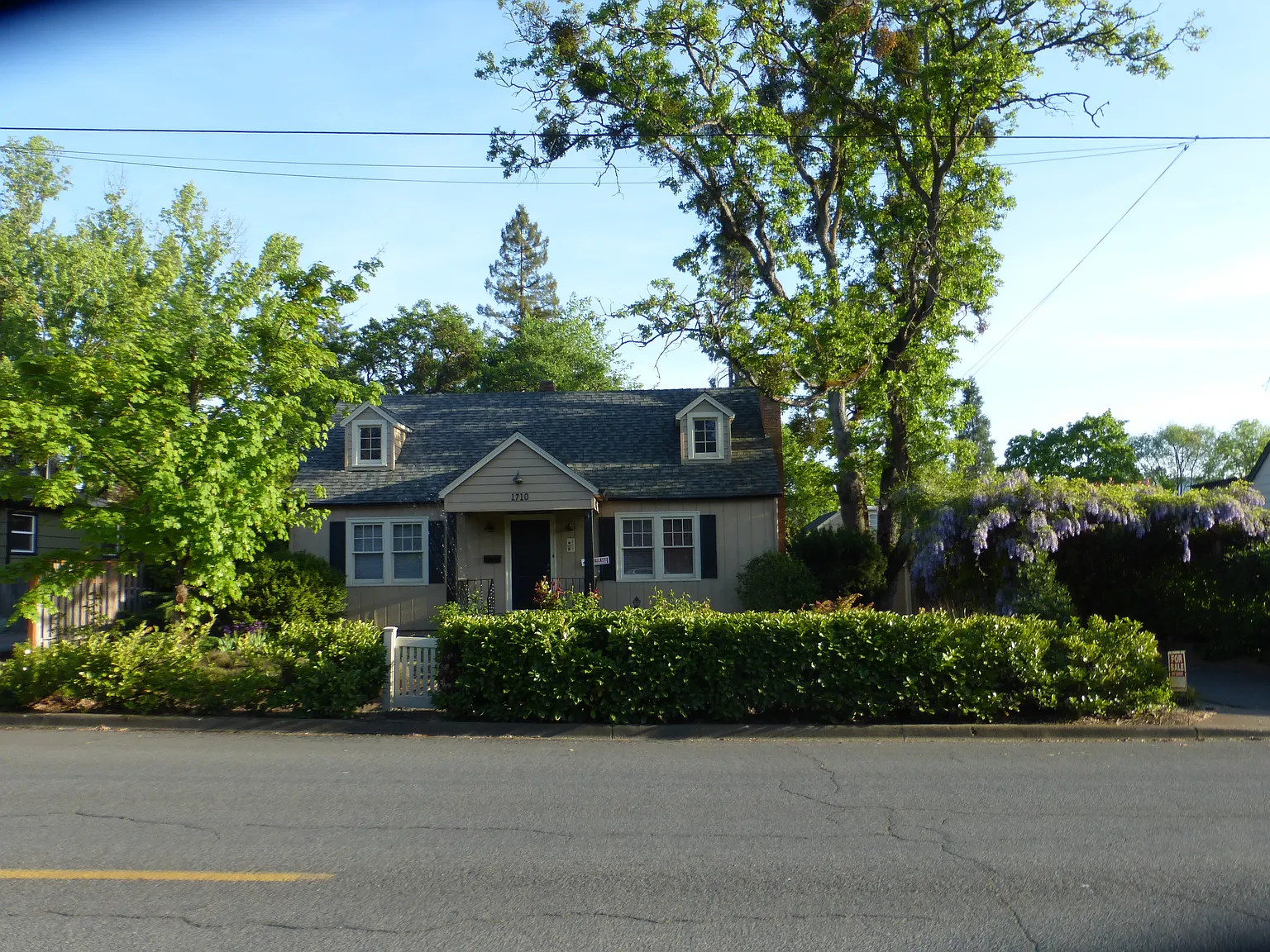 1710 E Main St photo 1