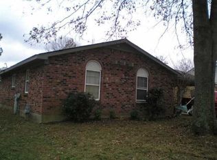 3297 Sandy Springs Dr, Memphis, TN 38128