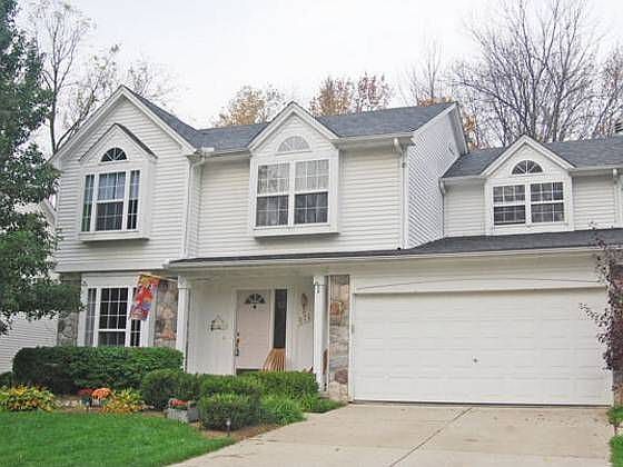 1st image of 871 S Parkwood Dr