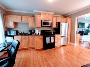 8 Beckler Ave APT 3A, Boston, MA 02127