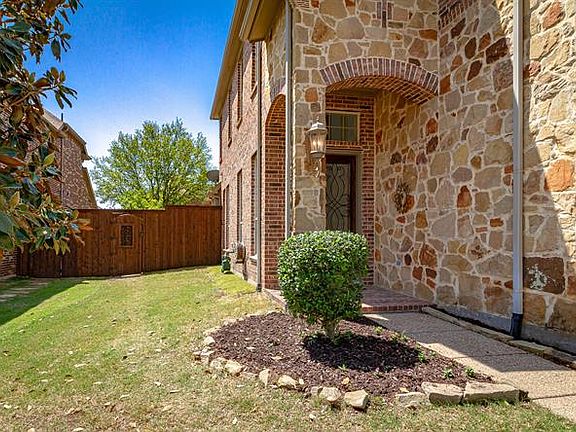 3rd image of 2979 Hollowbrook Ln