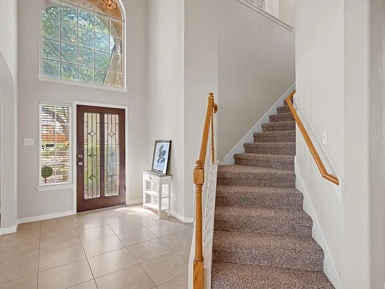 2504 Kimbrook Dr — Photo 8