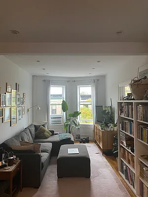 Rented by Avenue Sotheby's International Realty | media 1