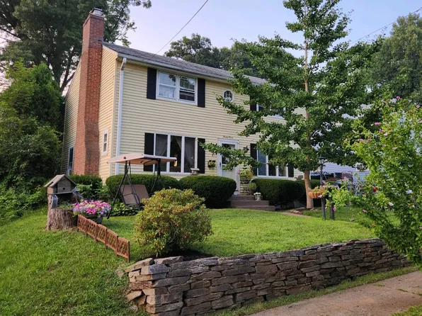 27 Ashland Street, Manchester, CT 06042