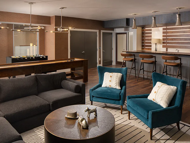 Allure on Parkway — Photo 25