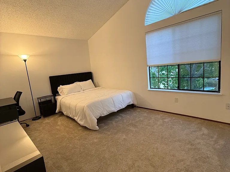 Devonwood — Photo 10