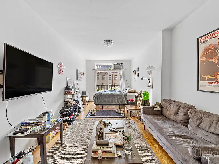 248 W 20th St #2B — Photo 1