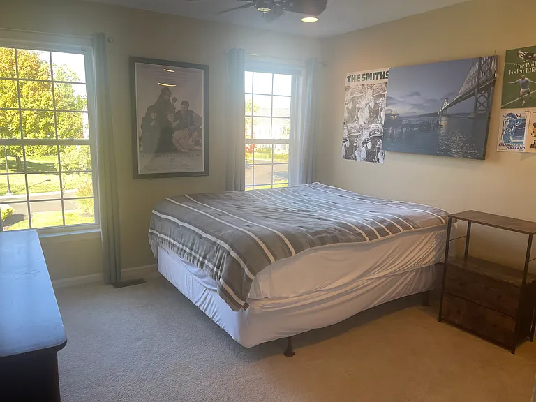 1006 Glendevon Dr — Photo 30