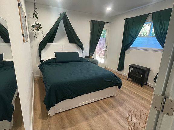 2nd image of 558 35th Ave