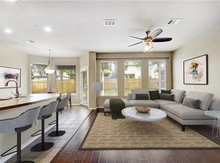 2010 Narrow Glen Pkwy, Austin, TX 78744