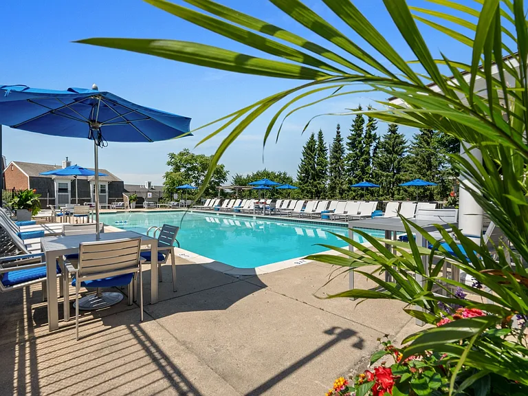 The amenity offering of Windsor Village at Waltham has been tailored to serve all of your daily lifestyle needs