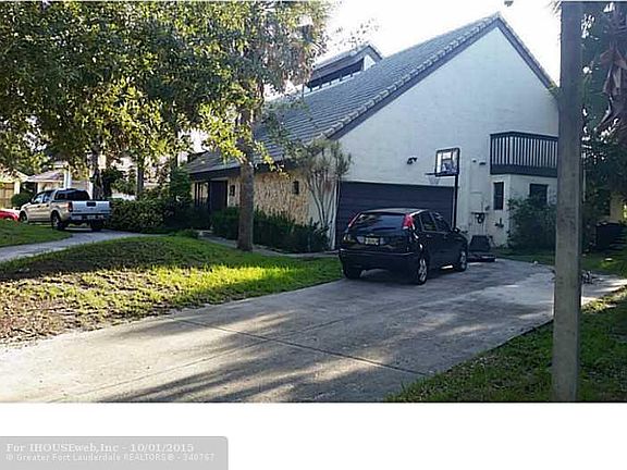 4th image of 8730 NW 18th St