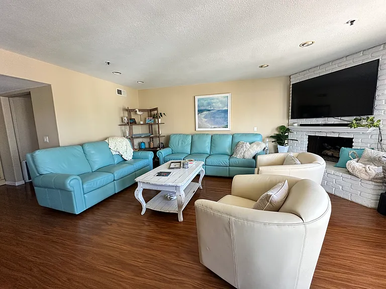 16255 Pacific Cir #305 — Photo 26
