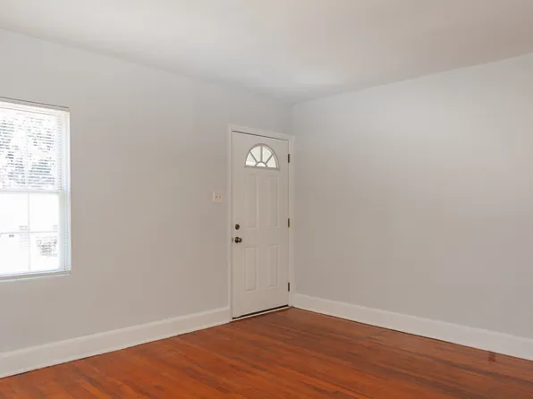 916 Park Ave #B, Durham, NC 27701