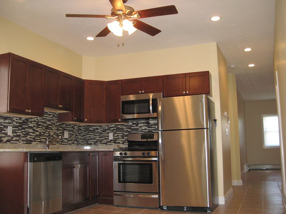 1st image of 395 Revere St