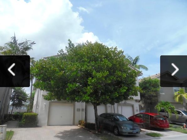 3182 Laurel Ridge Cir