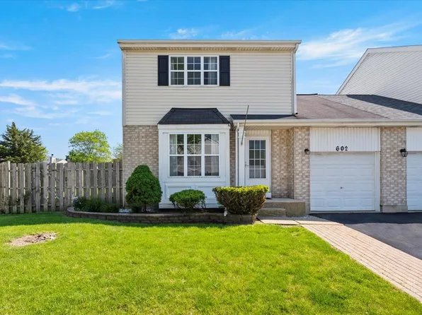 602 Cedar Ct, Romeoville, IL 60446